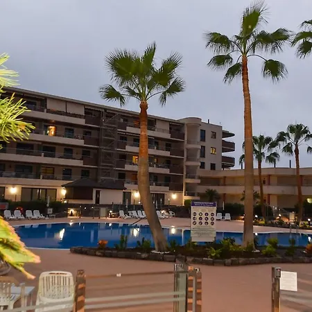 Bryson Gigantes Apartmán