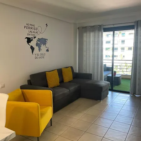 Bryson Gigantes Apartment