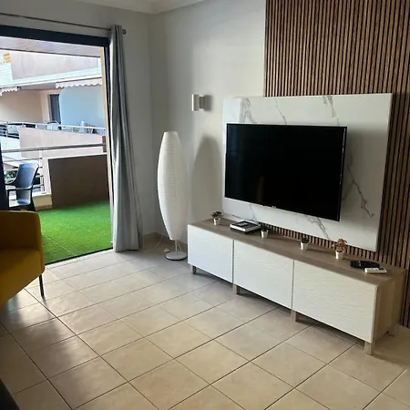 Bryson Gigantes Apartament