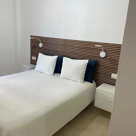 Apartament Bryson Gigantes *