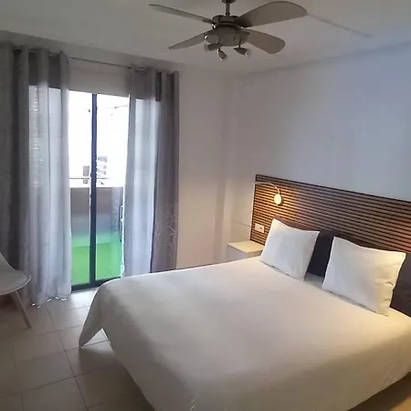 Bryson Gigantes * Puerto de Santiago