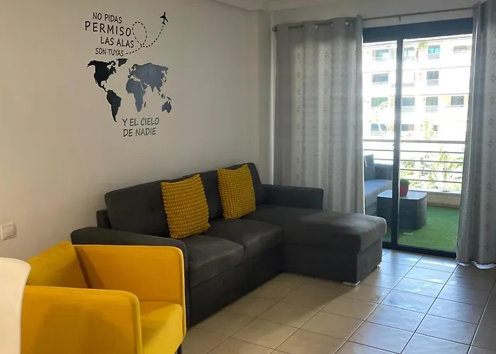 Bryson Gigantes Apartment